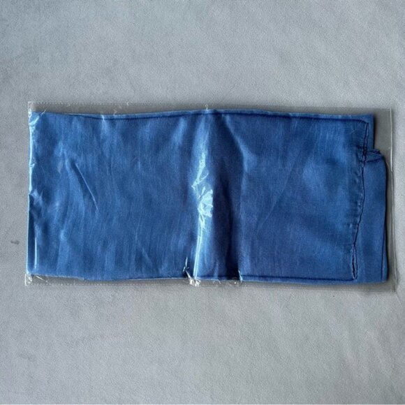 100% Silk Scarf ~ Blue ~ Brand New - Picture 3 of 6